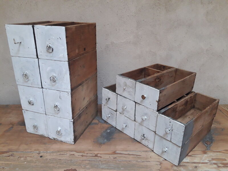 Lot de 8 tiroirs d'atelier avec poignées en bronze