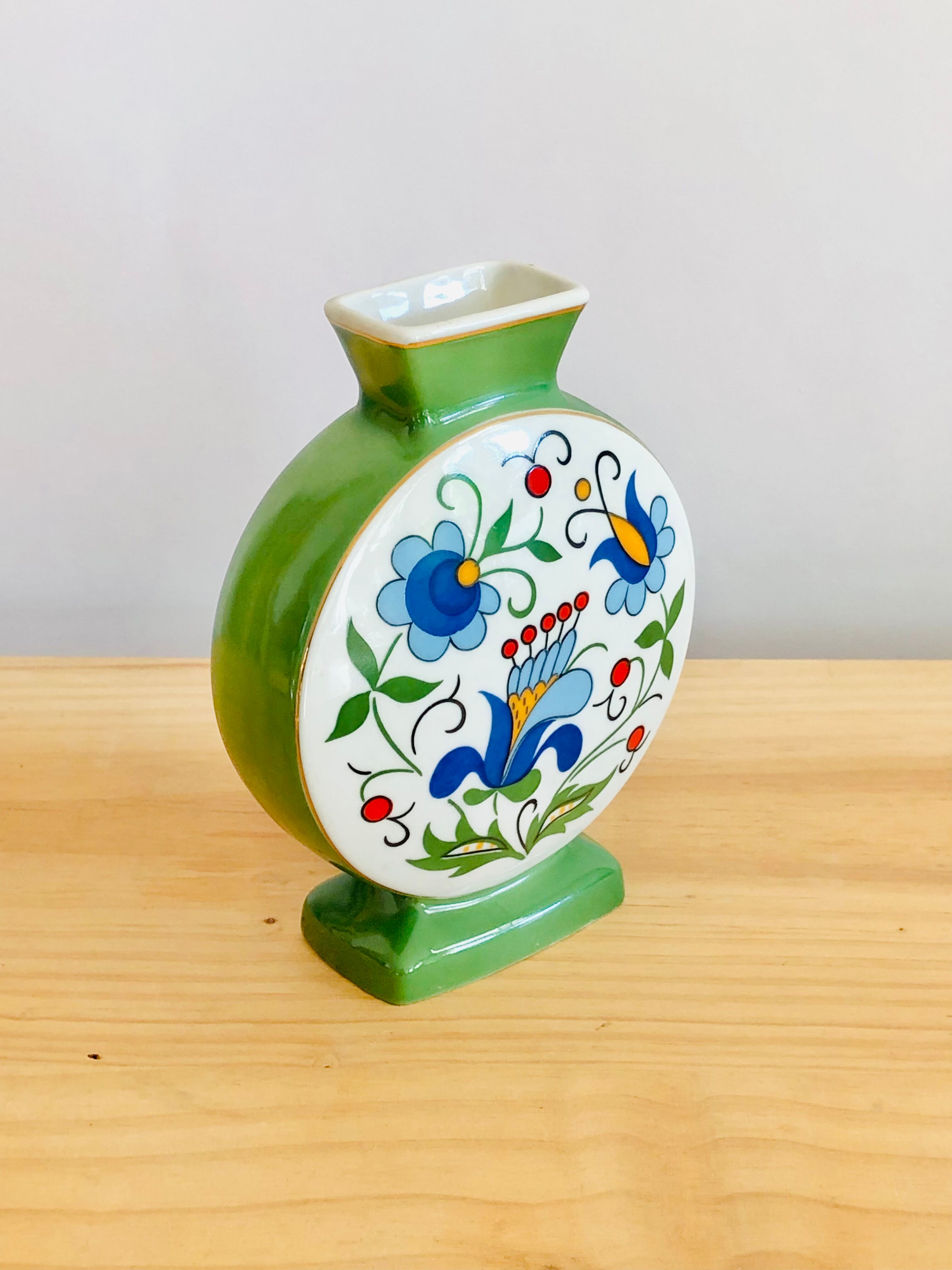 Lubiana earthenware vase, Poland