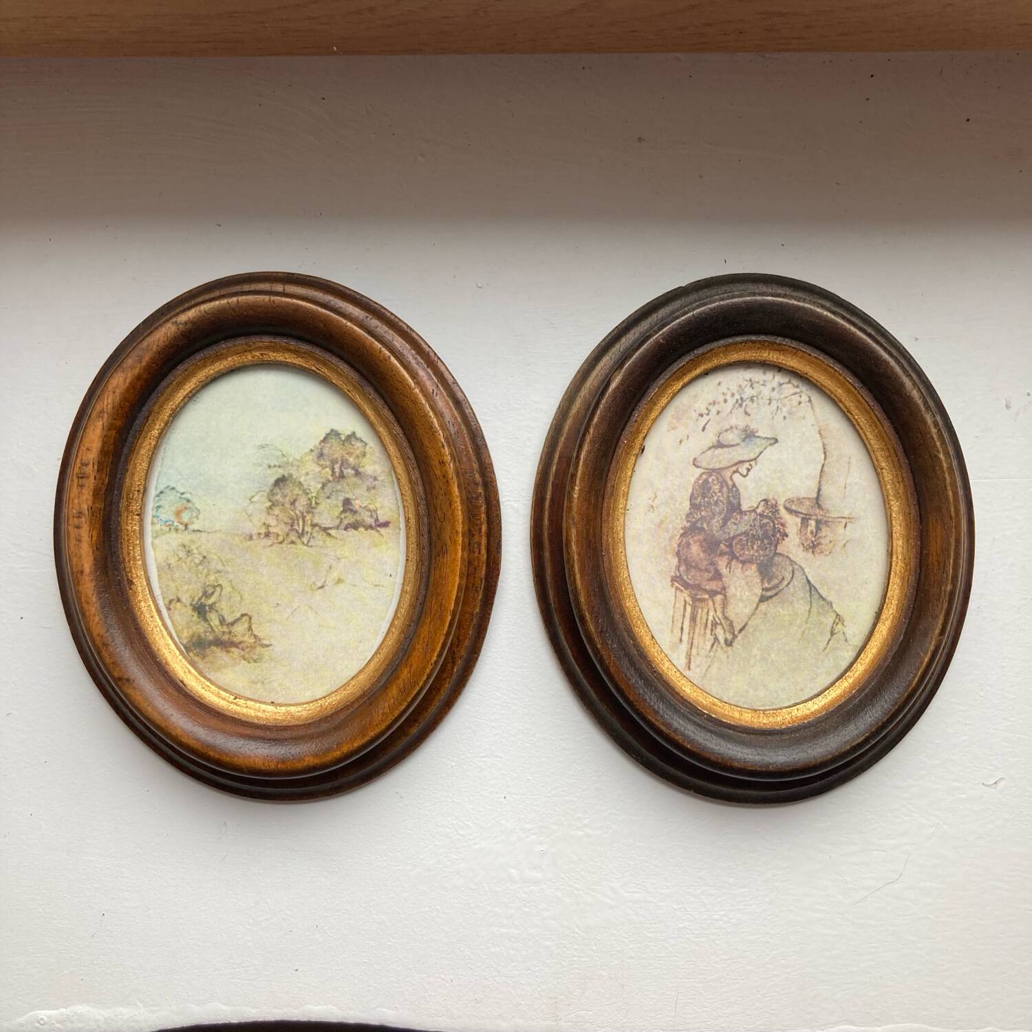 Pair of frames - old paintings