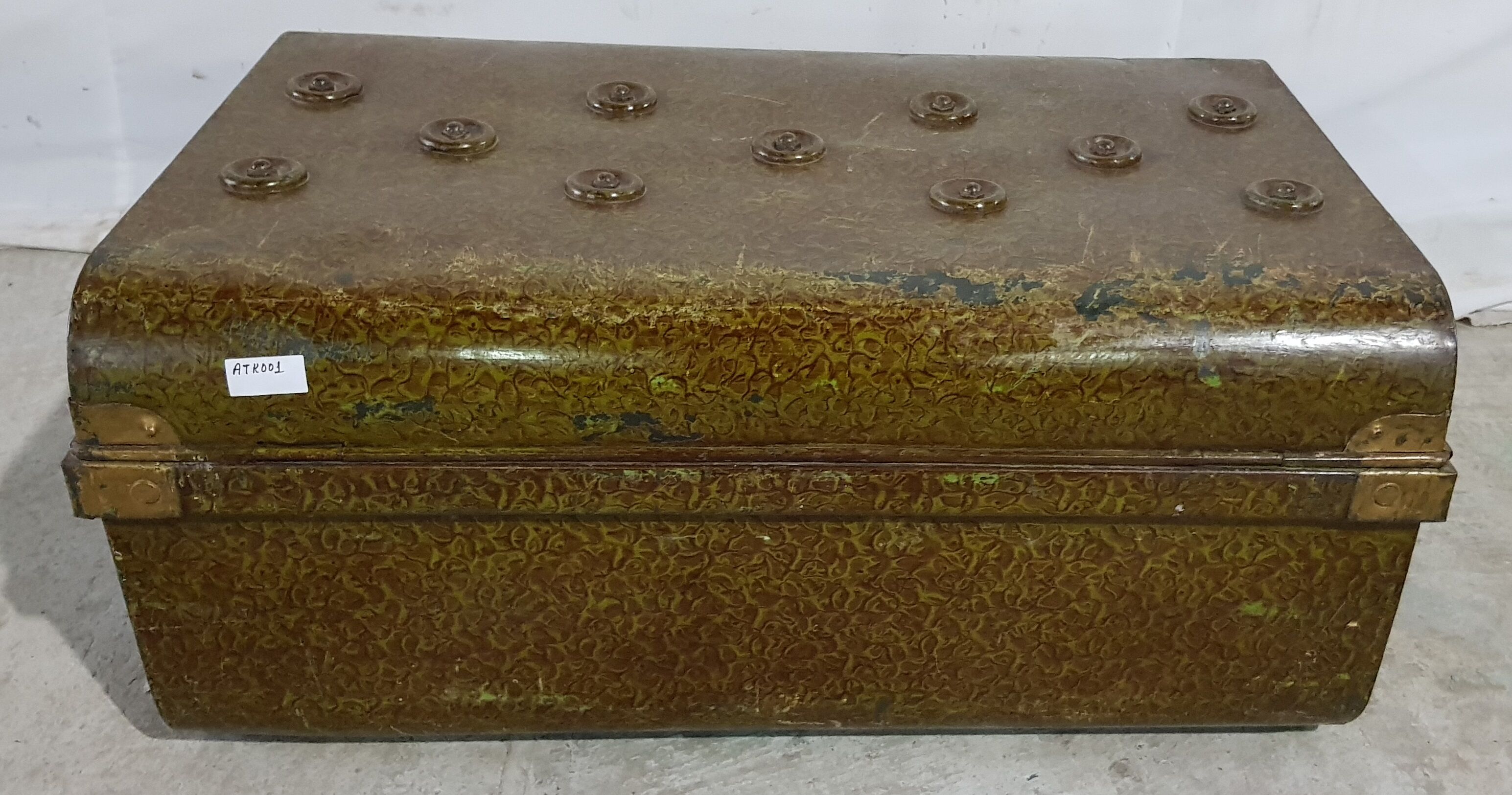 Former colonial trunk