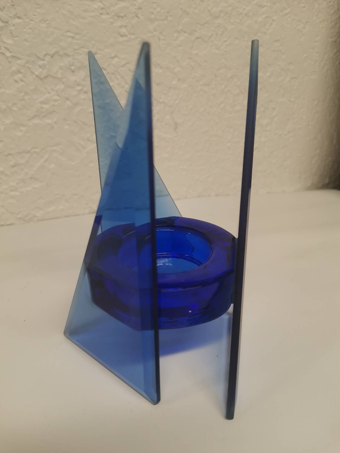 Tealight holder