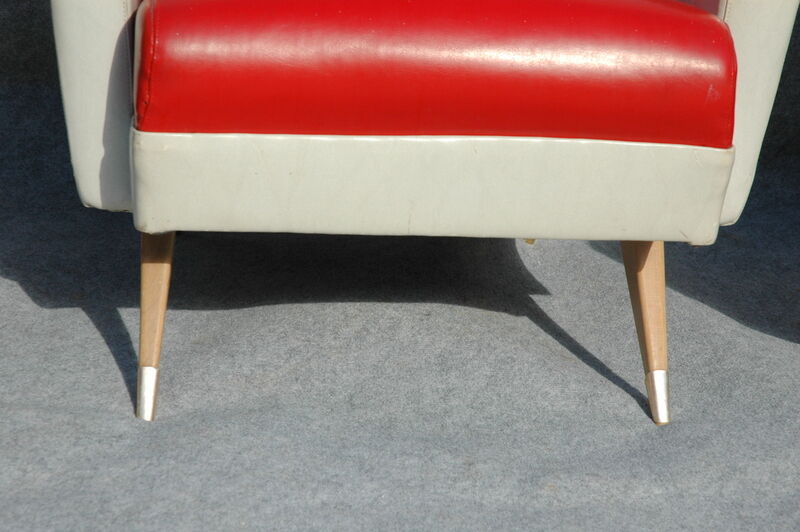 50s chairs in white and red skai, set of 2