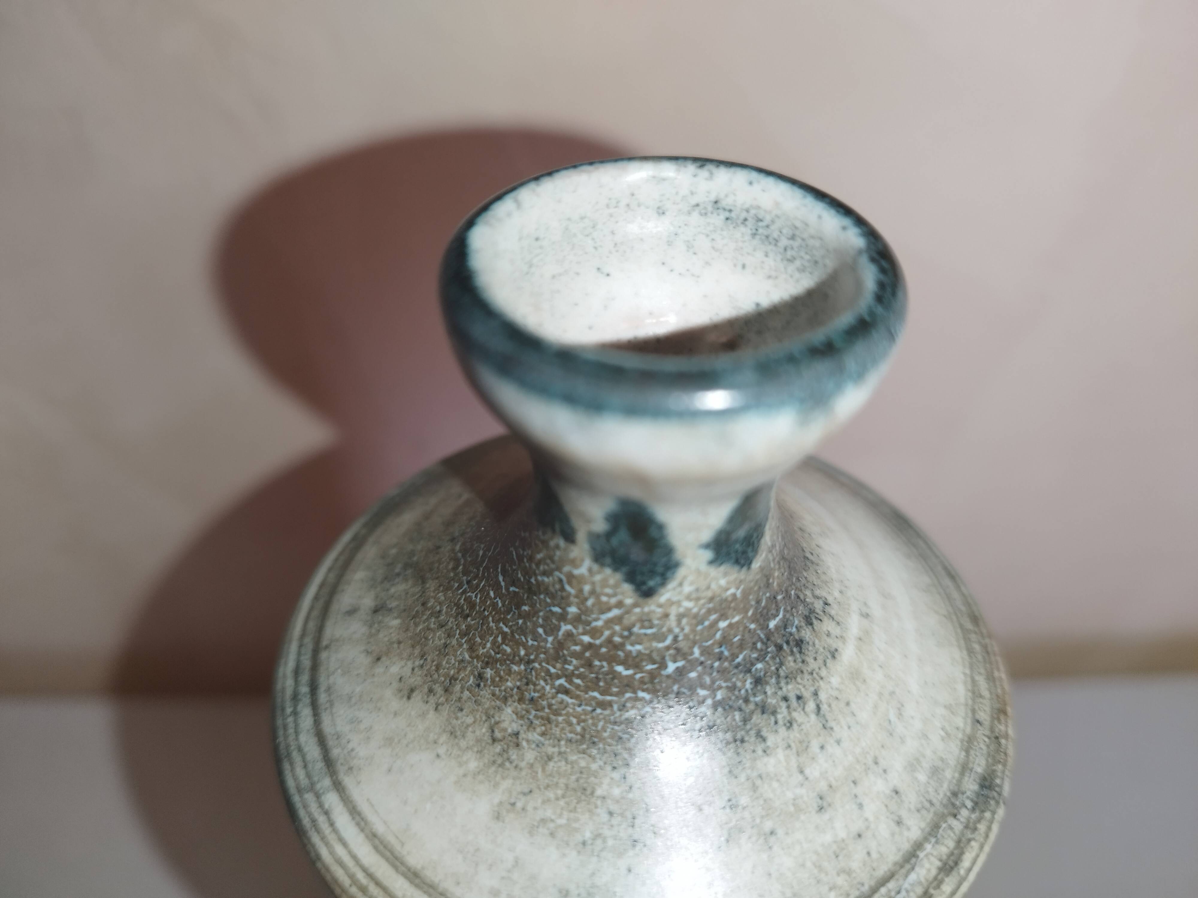 Bottle vase with geometric decoration Atelier Roy Montgolfier