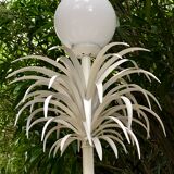 Palm lamppost by Sergio Terzani
