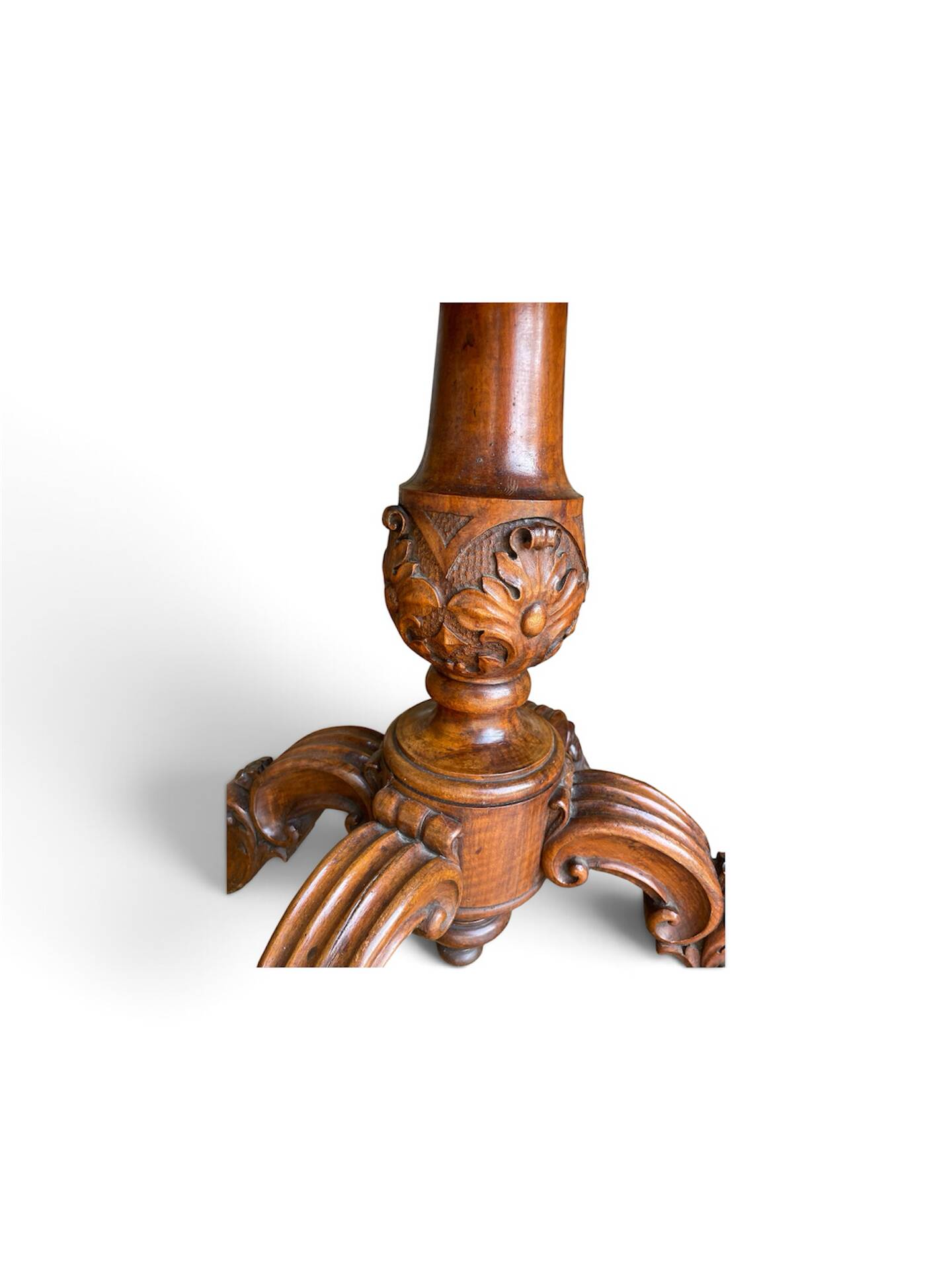 19th Century Victorian Walnut Coffee Table - Hand Carved