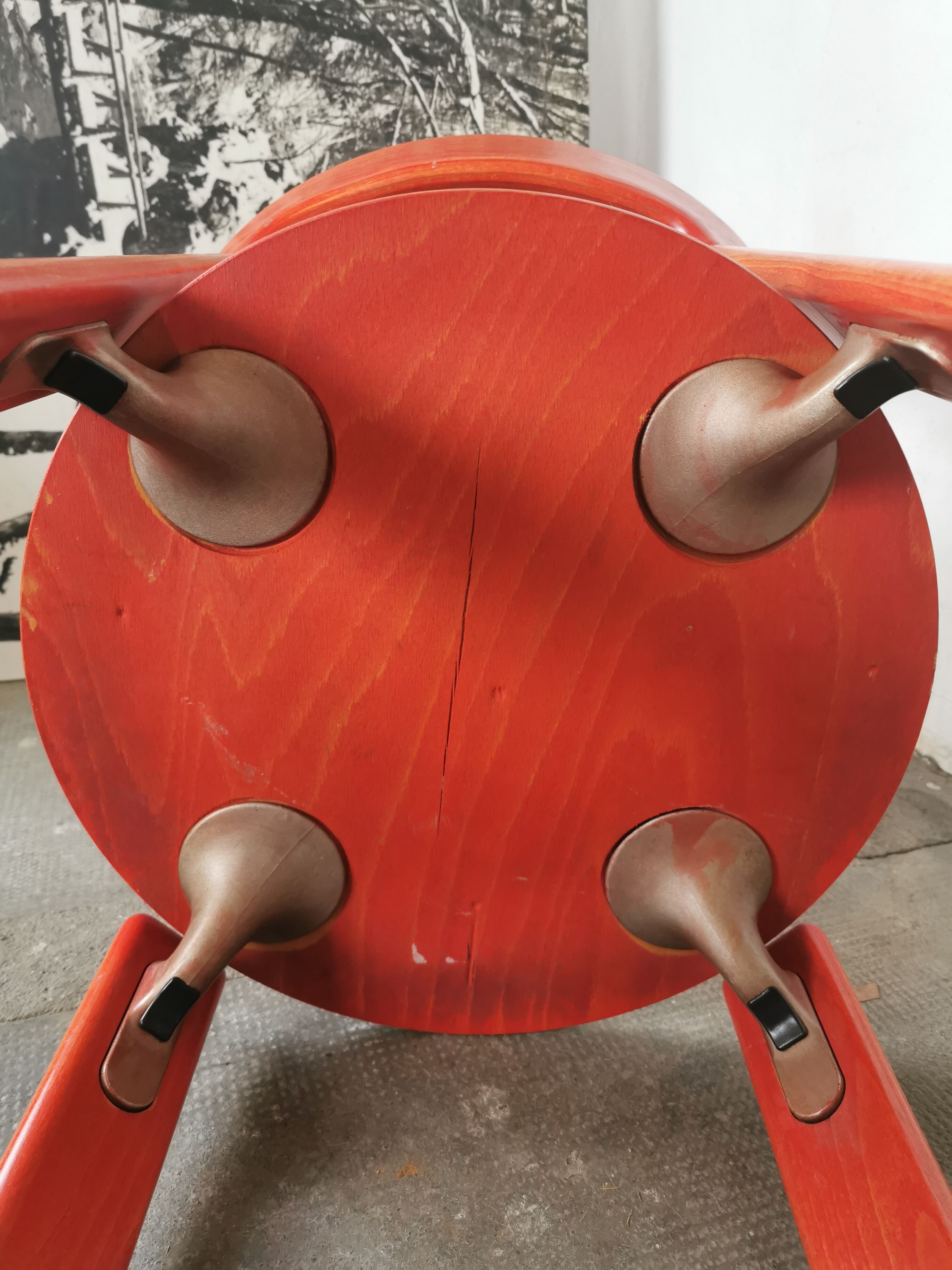 Rey chair of the Swiss designation Bruno Rey