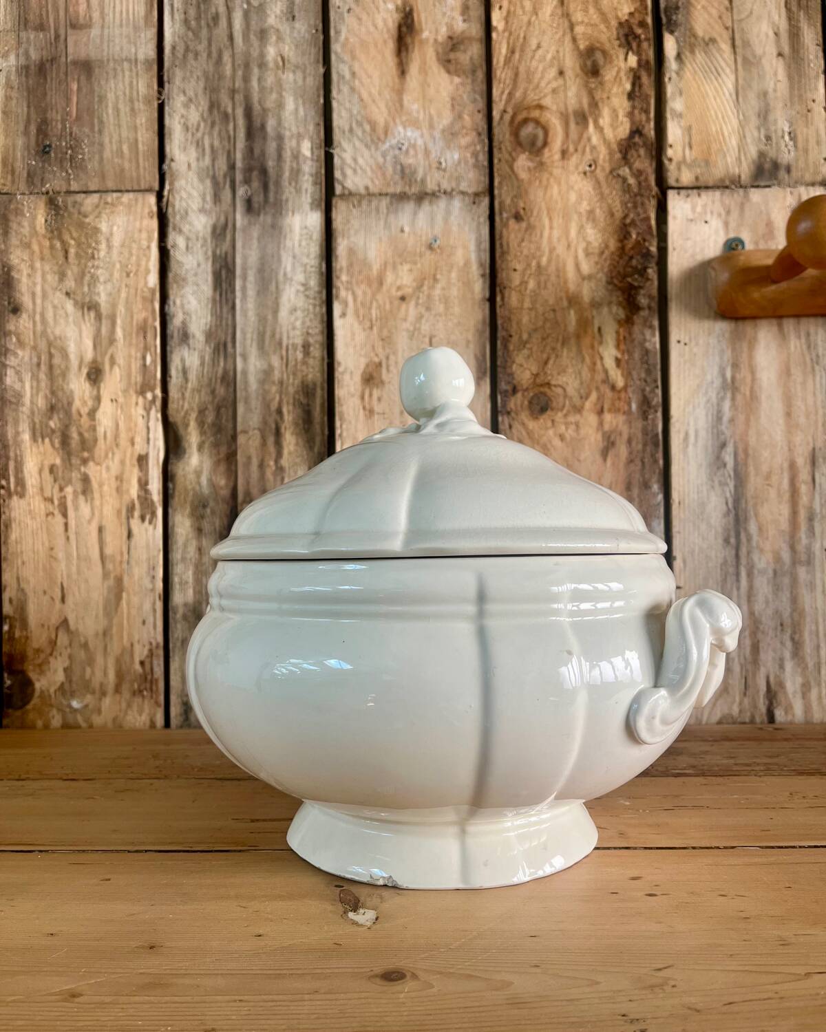 White iron earth soup tureen Sarreguemines