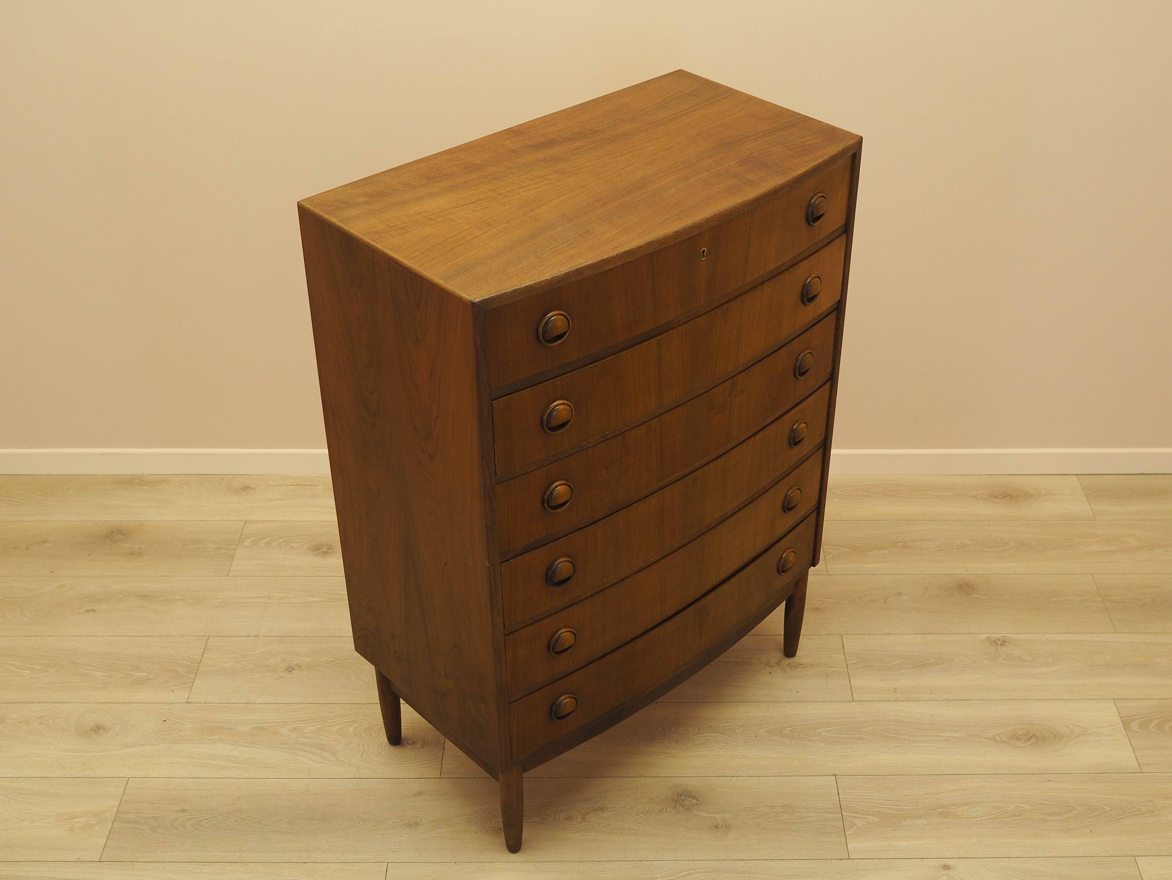 Commode en noyer, design danois, années 1960, designer : Kai Kristiansen