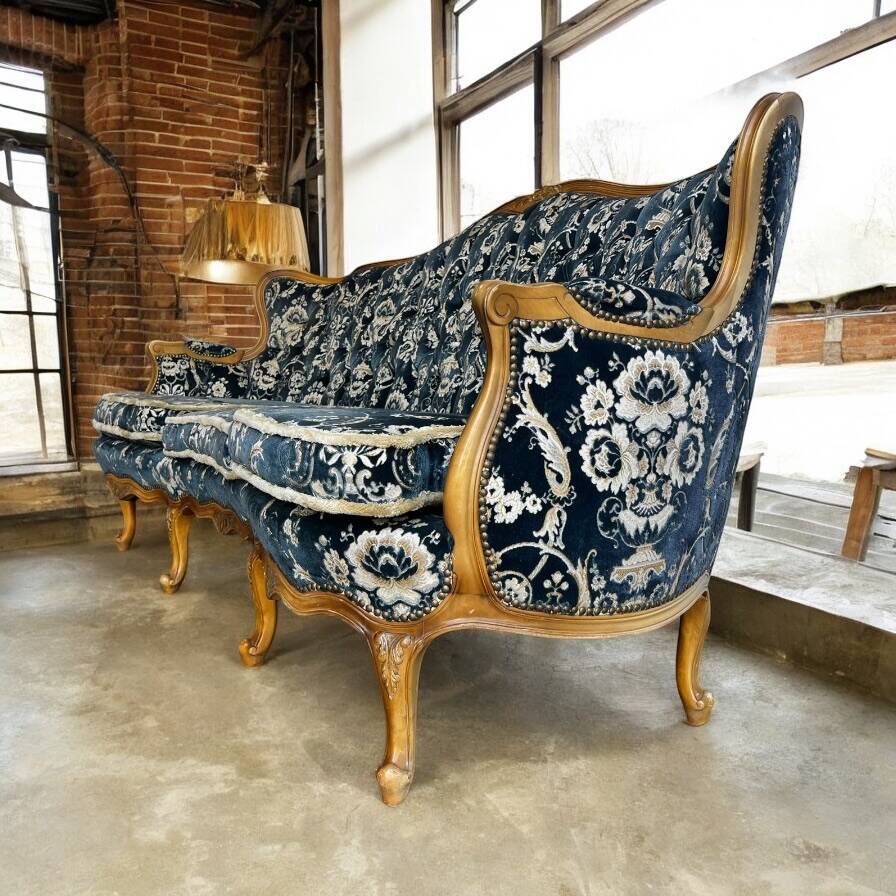 retro vintage baroque sofa