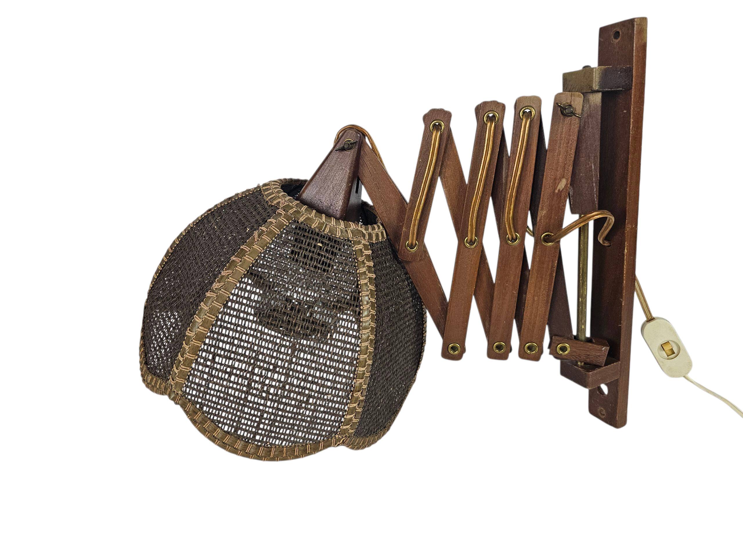 Schaarlamp - Harmonicalamp - teak - wandlamp - 60's