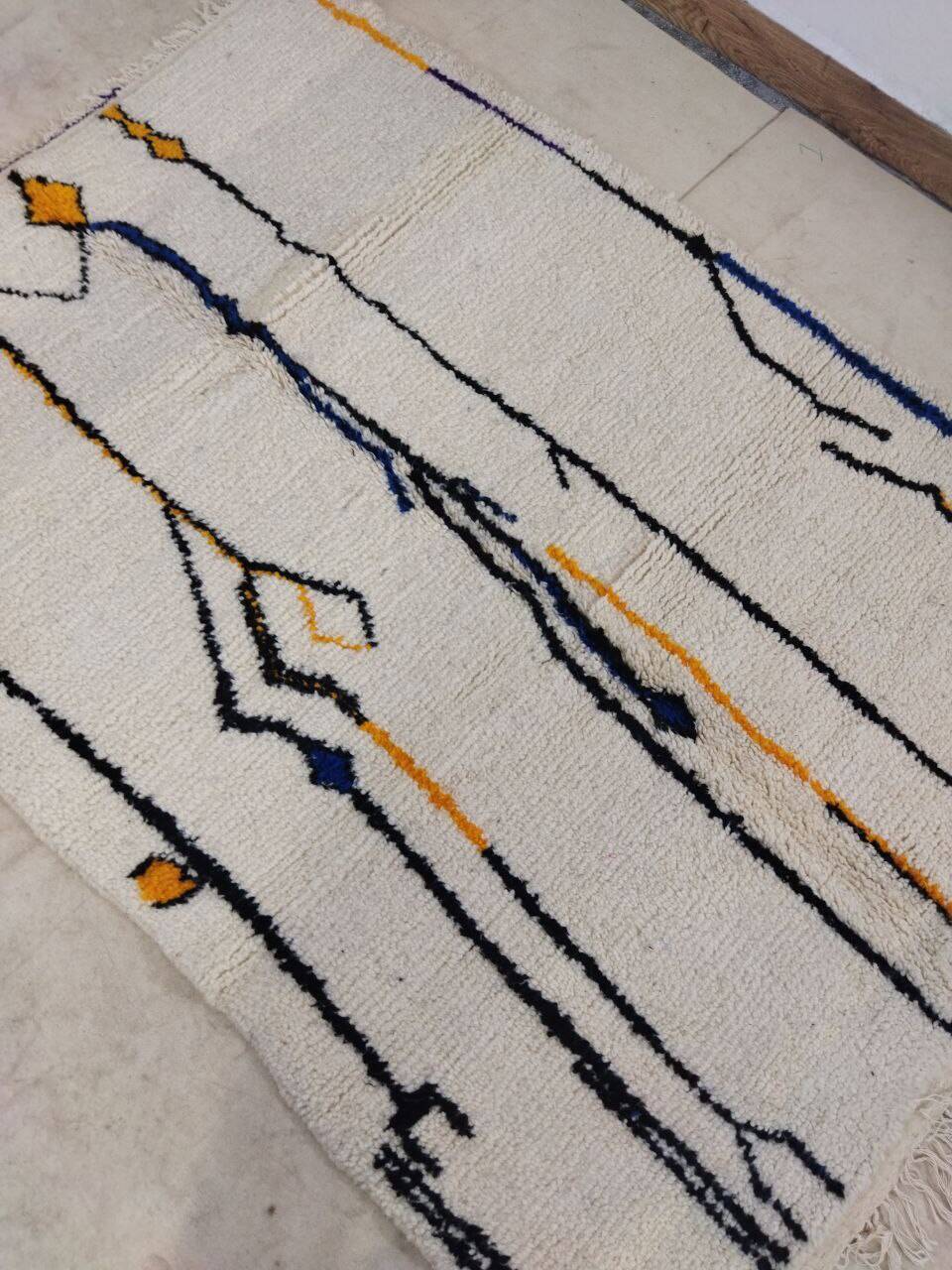 Handmade Moroccan Berber rug 202 X 147 CM