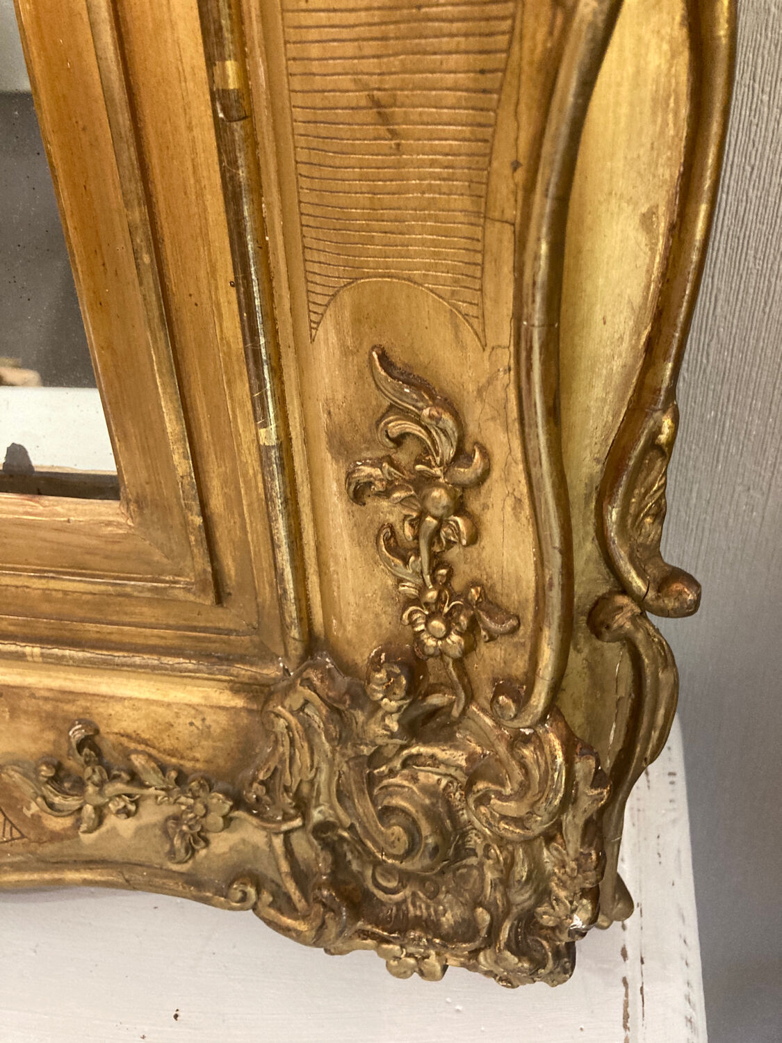 Golden mirror Louis XV 120x100cm