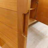 Regain house sideboard