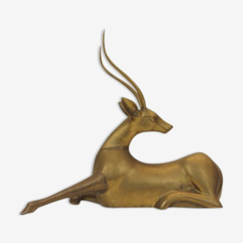 Sculpture en laiton d'une antilope