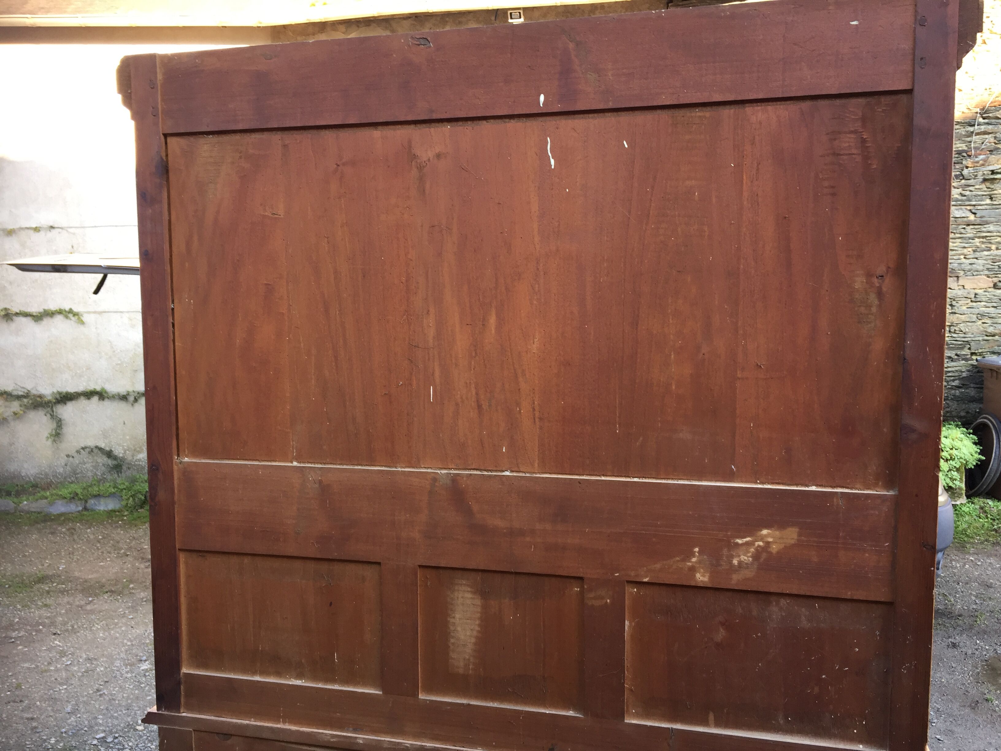 Vintage Parisian buffet with 2 bodies in white poplar wood