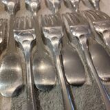 12 silver-plated dessert forks by Christofle Cluny, 17.1cm