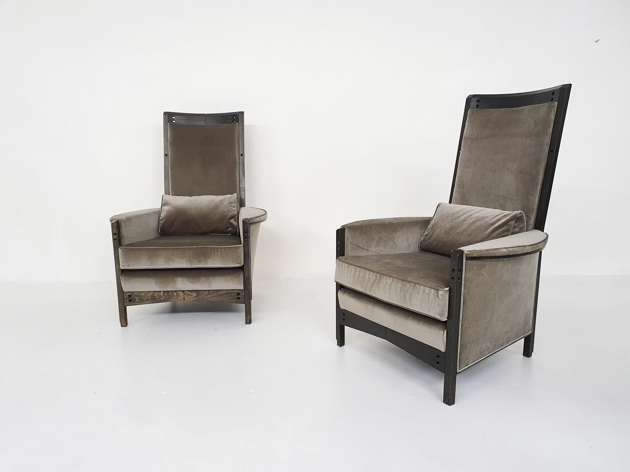 Ensemble de deux. fauteuils Umberto Asnago pour Giorgetti « Peggy 63970 », Italie 1990,s