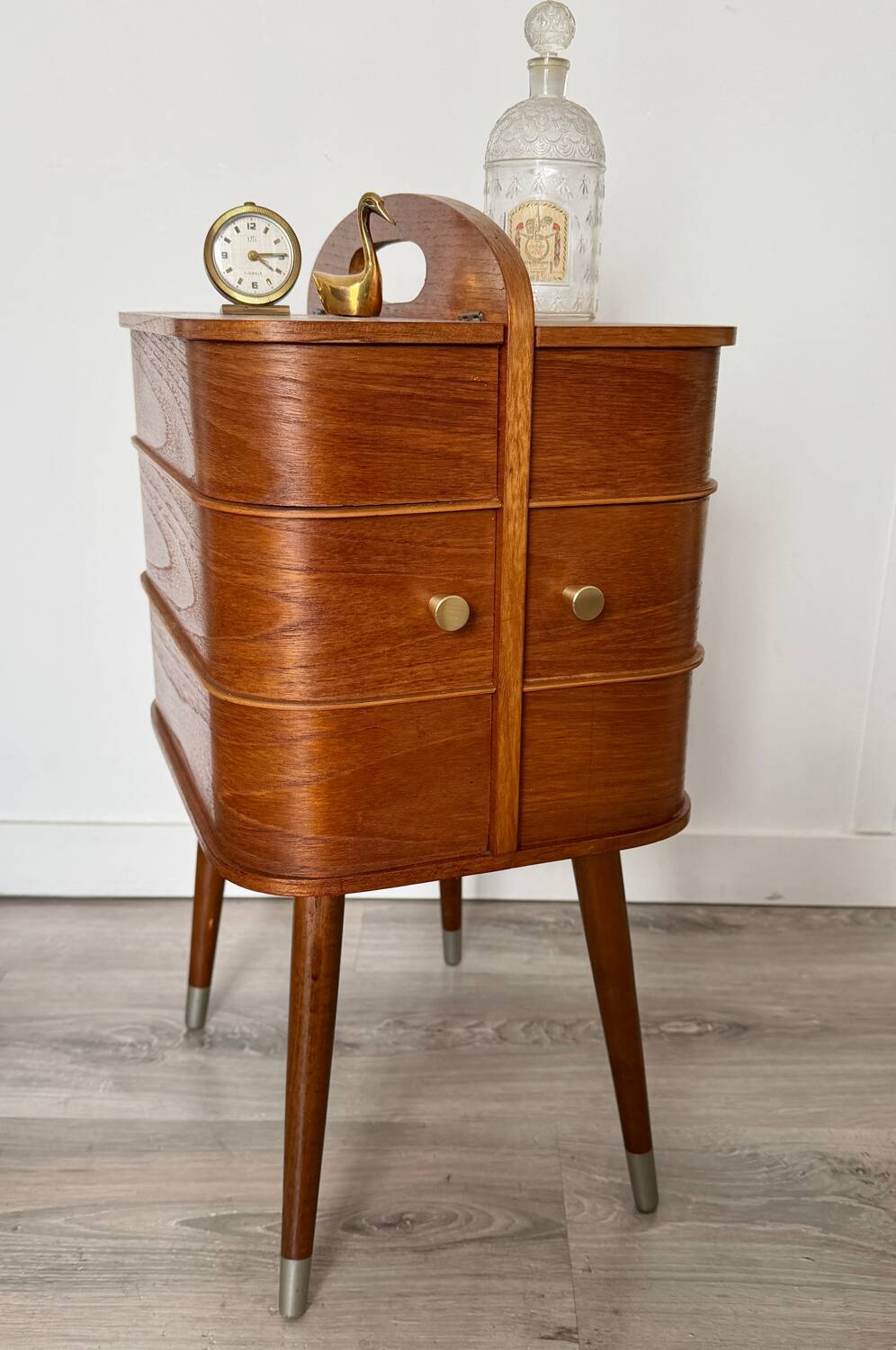 Table de chevet vintage style scandinave