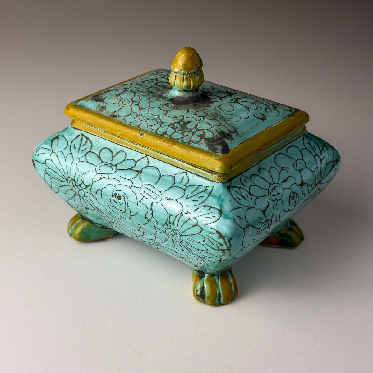 Vintage ceramic jewellery box by Maioliche d'Arte Cordivani for Ascoli Piceno, Italy, 1970s.
