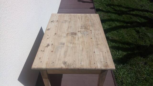 Office table