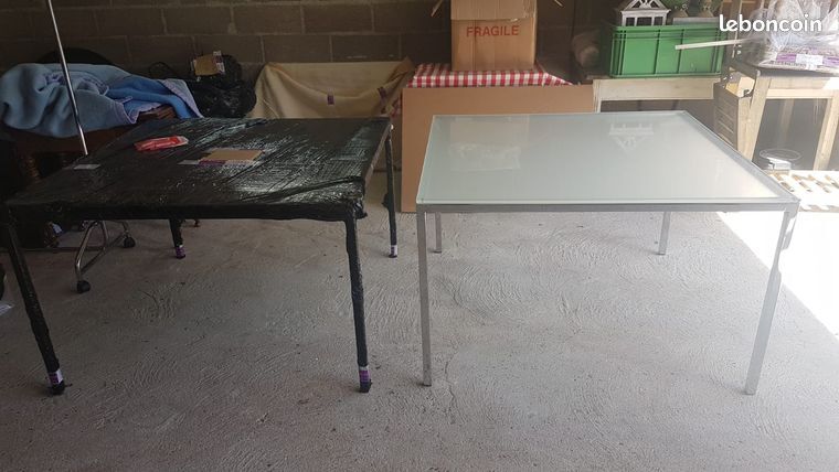 Desalto square glass table