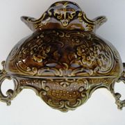 Jardinière en barbotine