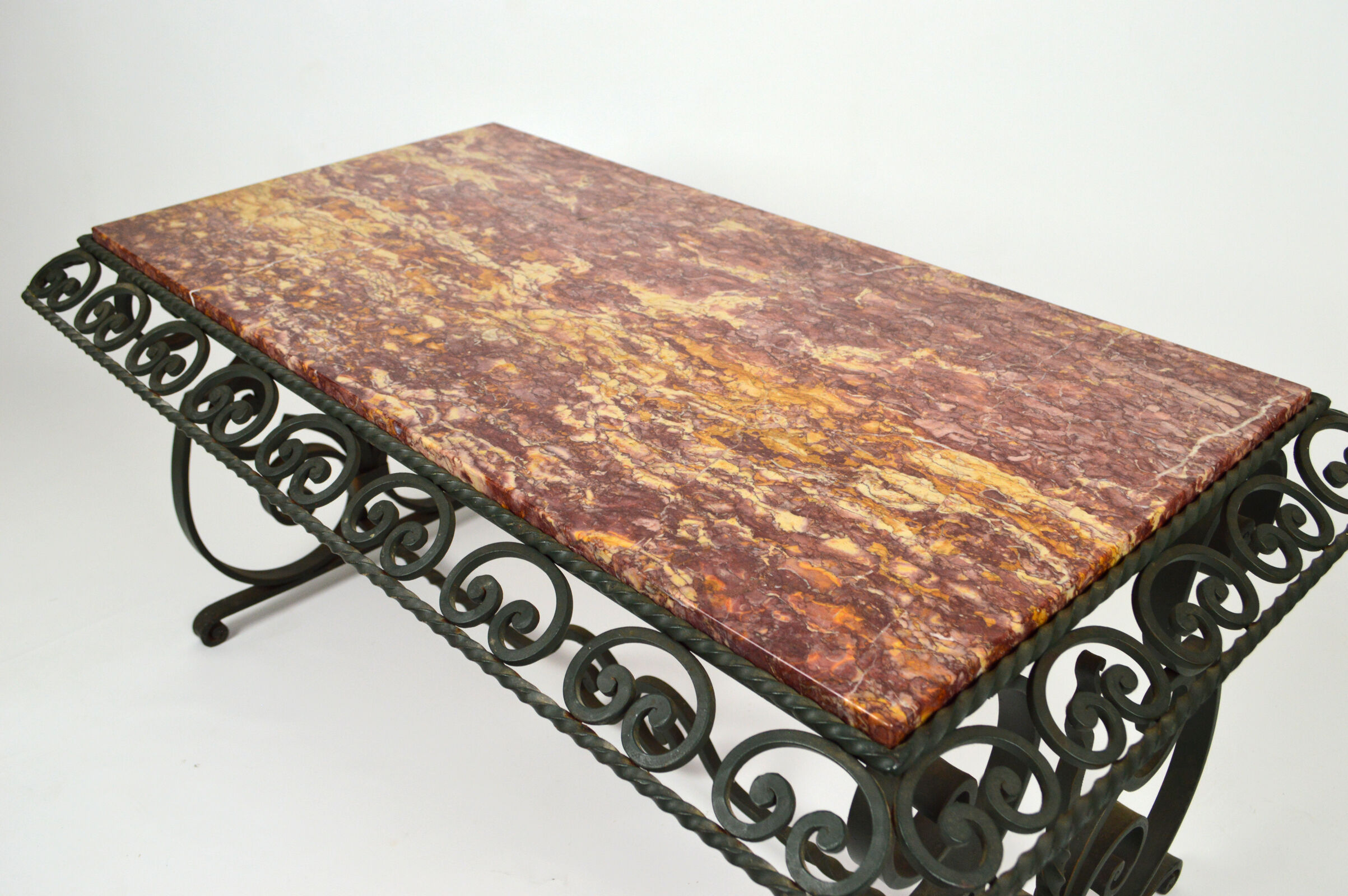 Coffee table in marble and wrought iron, circa 1940