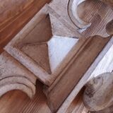 Shabby chic patina pediment