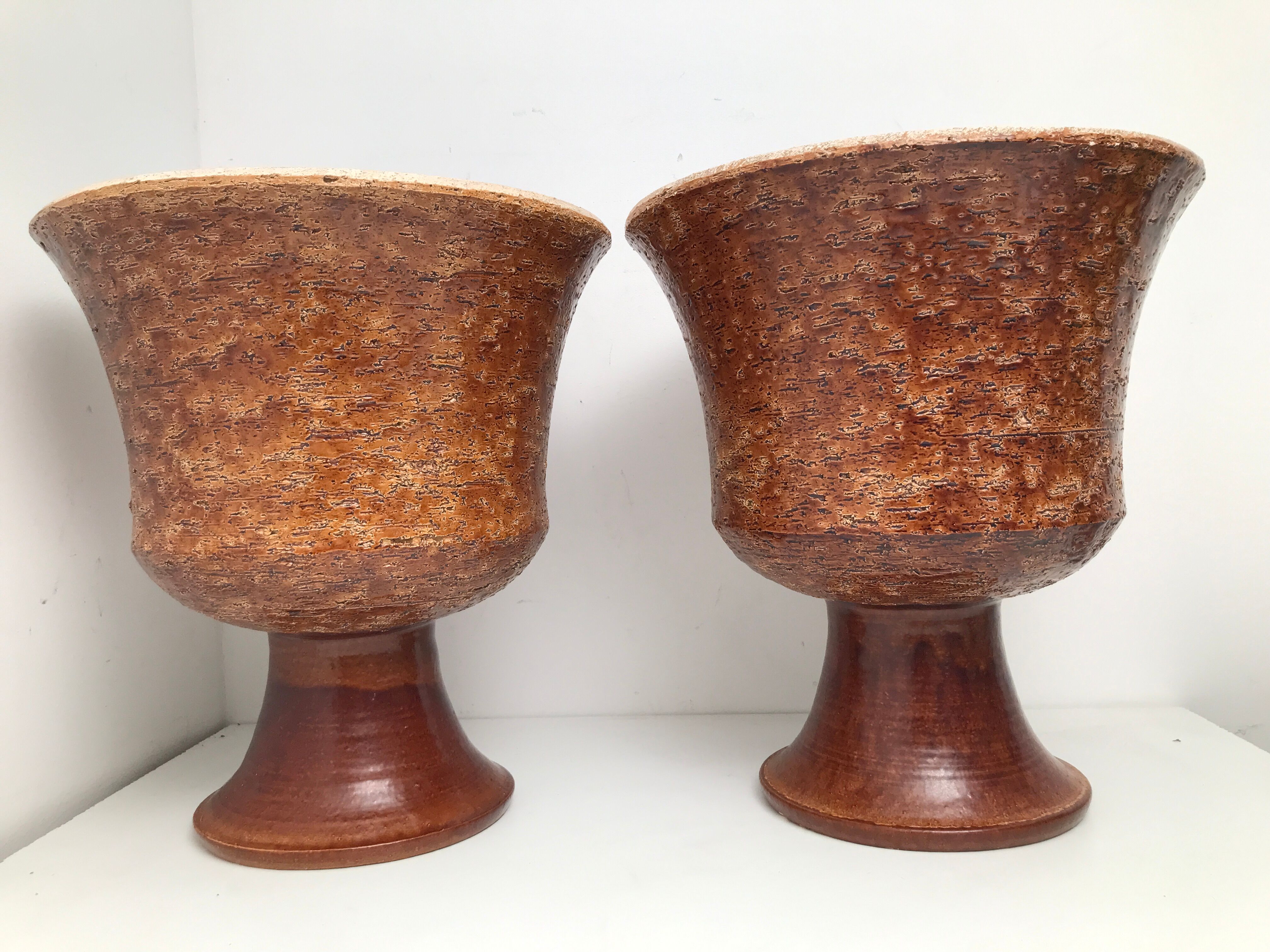 Pair of sandstone vases 50s-60s