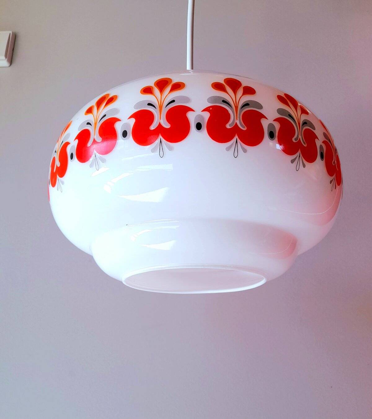 Suspension in opaline screen-printed 1970