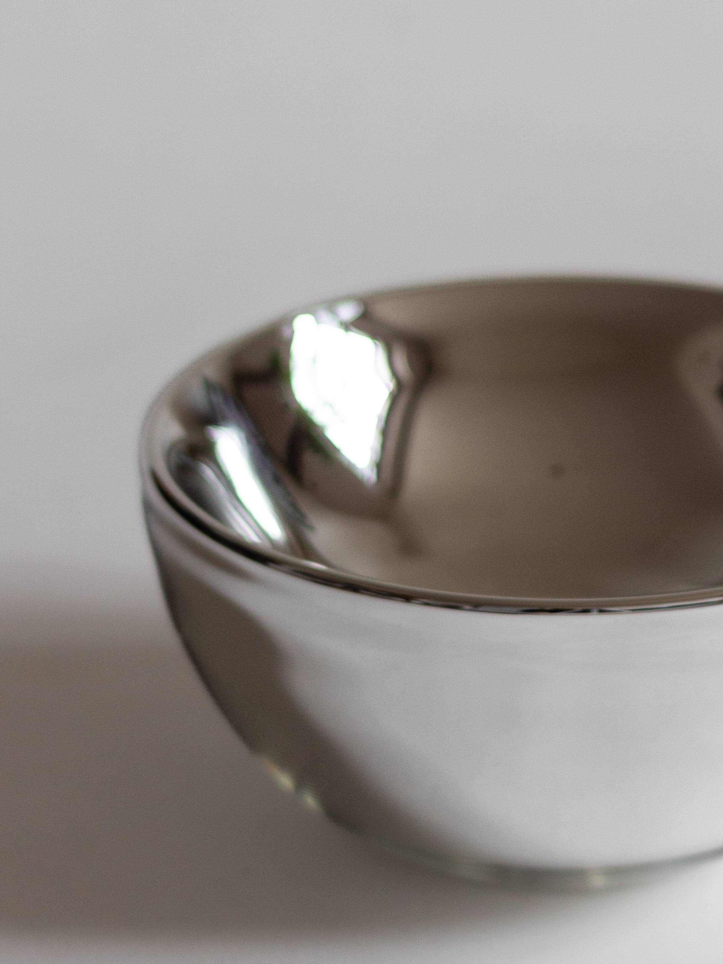 Eglomise glass centerpiece or pocket emptier, Dogale Venezia, Italy