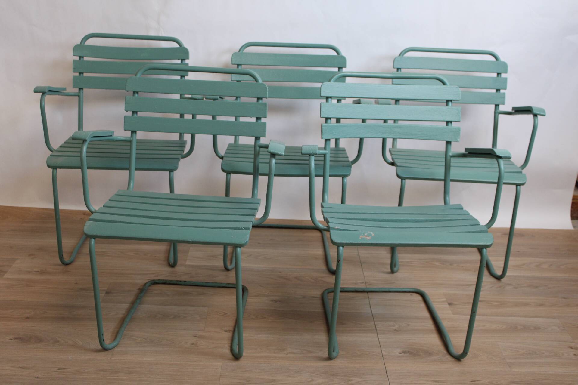 Garden chairs set of 5 in metal and painted stackable wood 1960 denmark