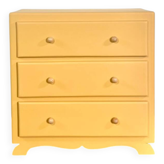 Vintage chest of drawers