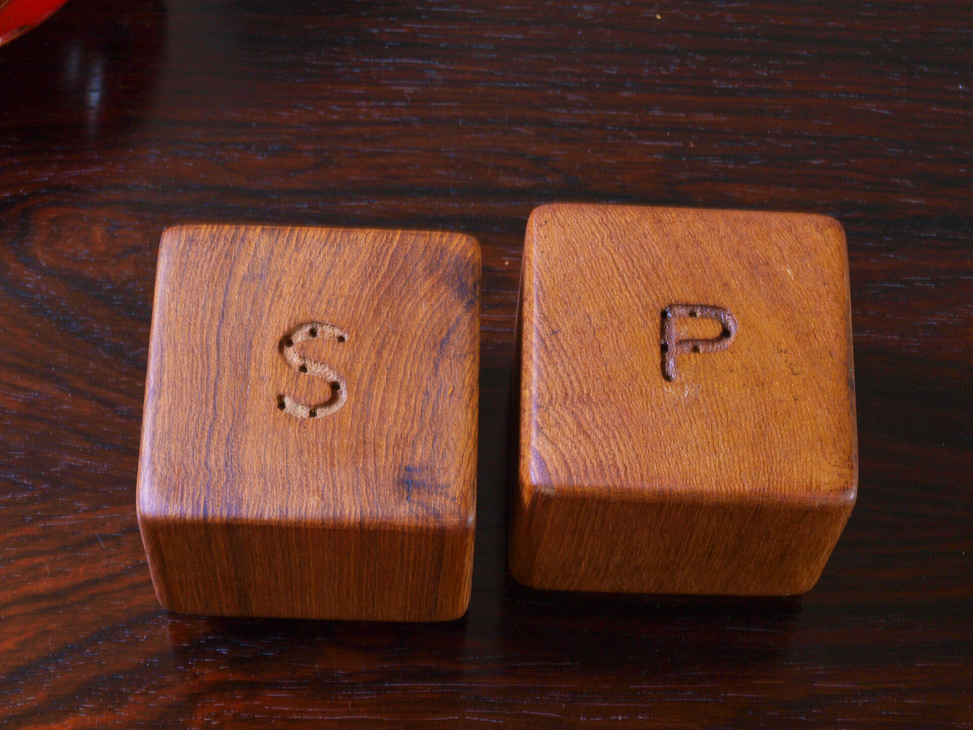 Scandinavian salt and pepper in teak