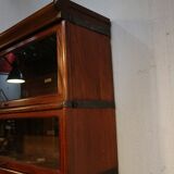 Globe Wernicke bookcase with 6 stackable parts