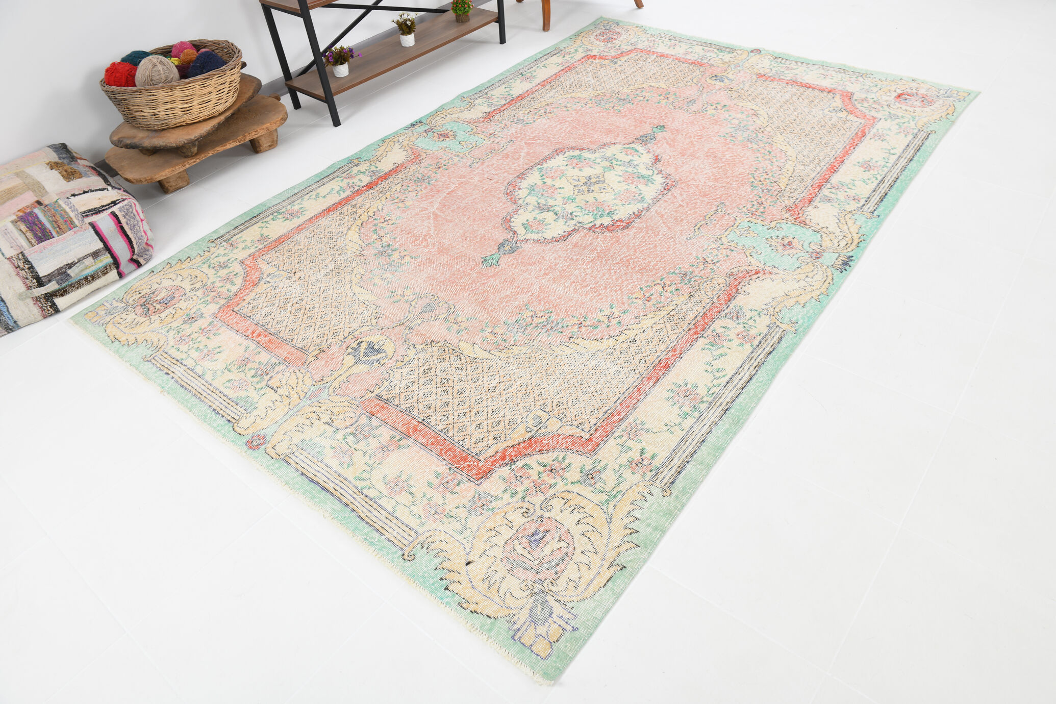 Pink madallion carpet rug 310x199cm