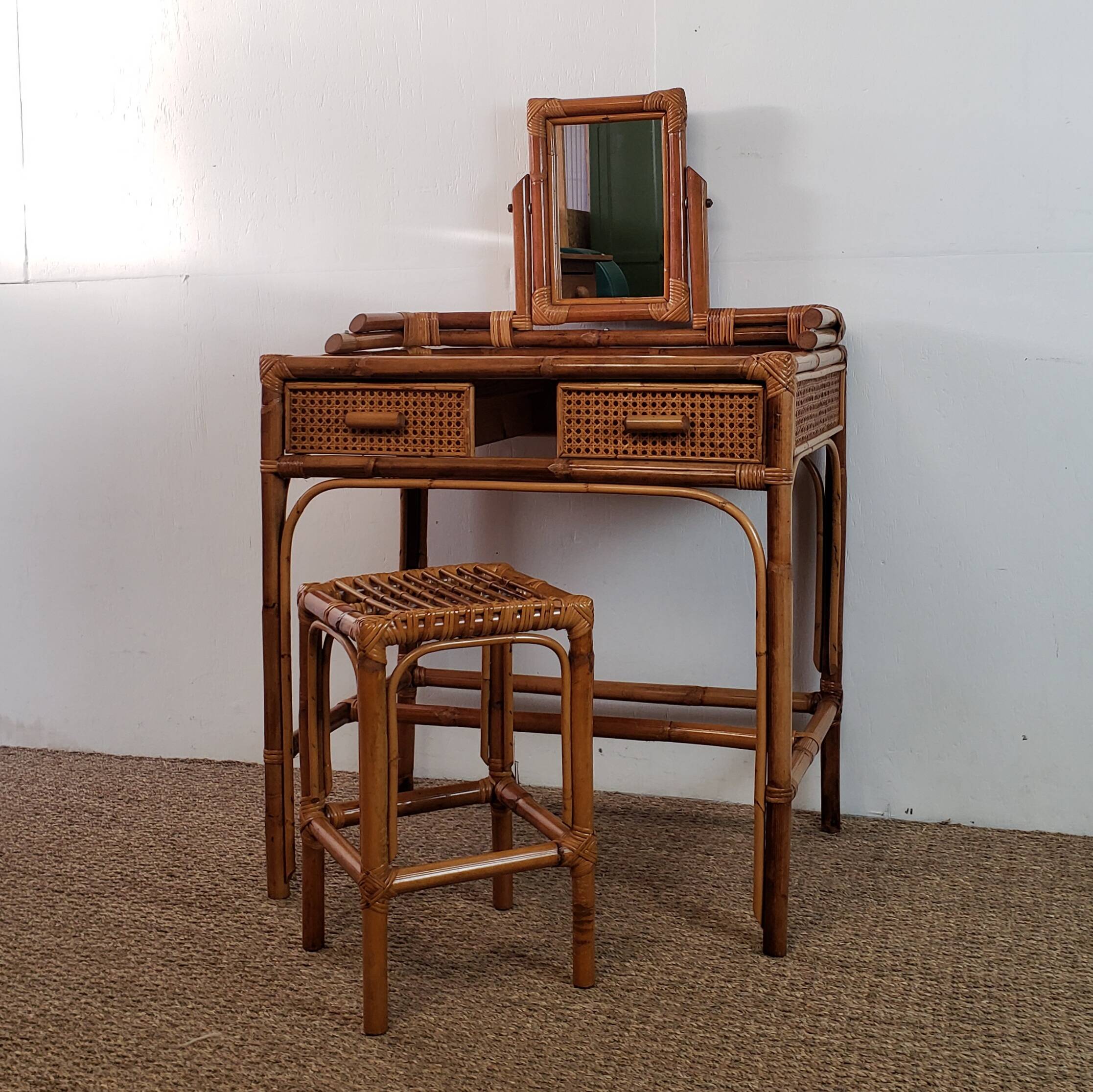Vintage dressing table