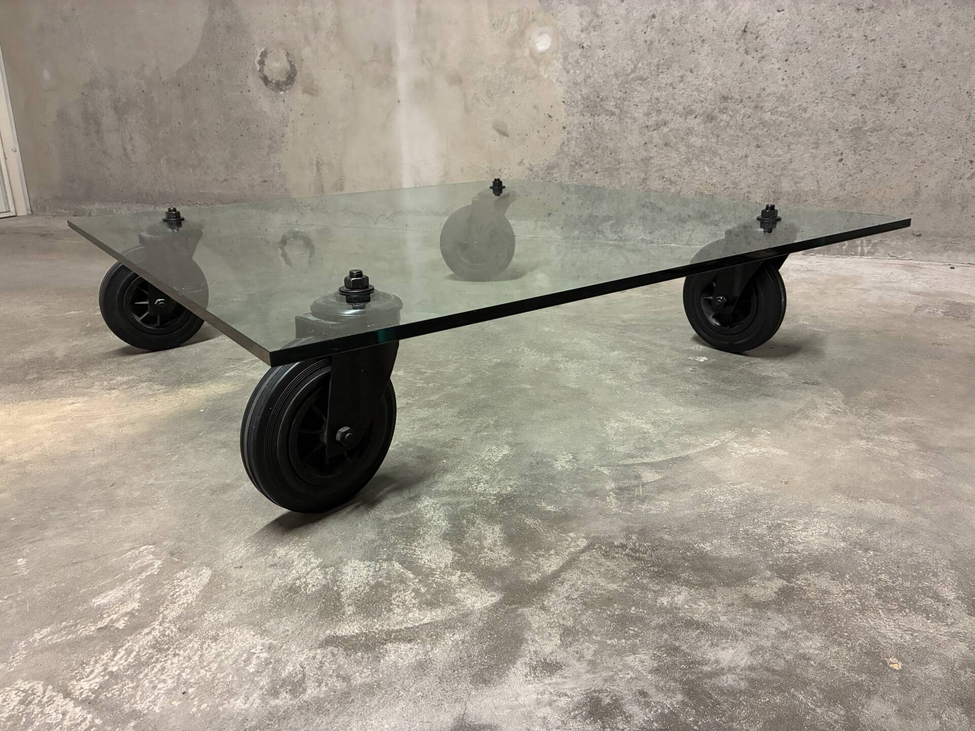 Table basse Gae Aulenti par Fontana Arte