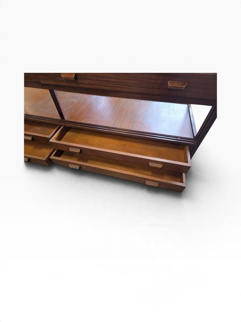 Comptoir de magasin/vitrine/présentoir vintage en bois