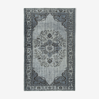 Hand-knotted rustic anatolian 1980s 160 cm x 258 cm grey carpet