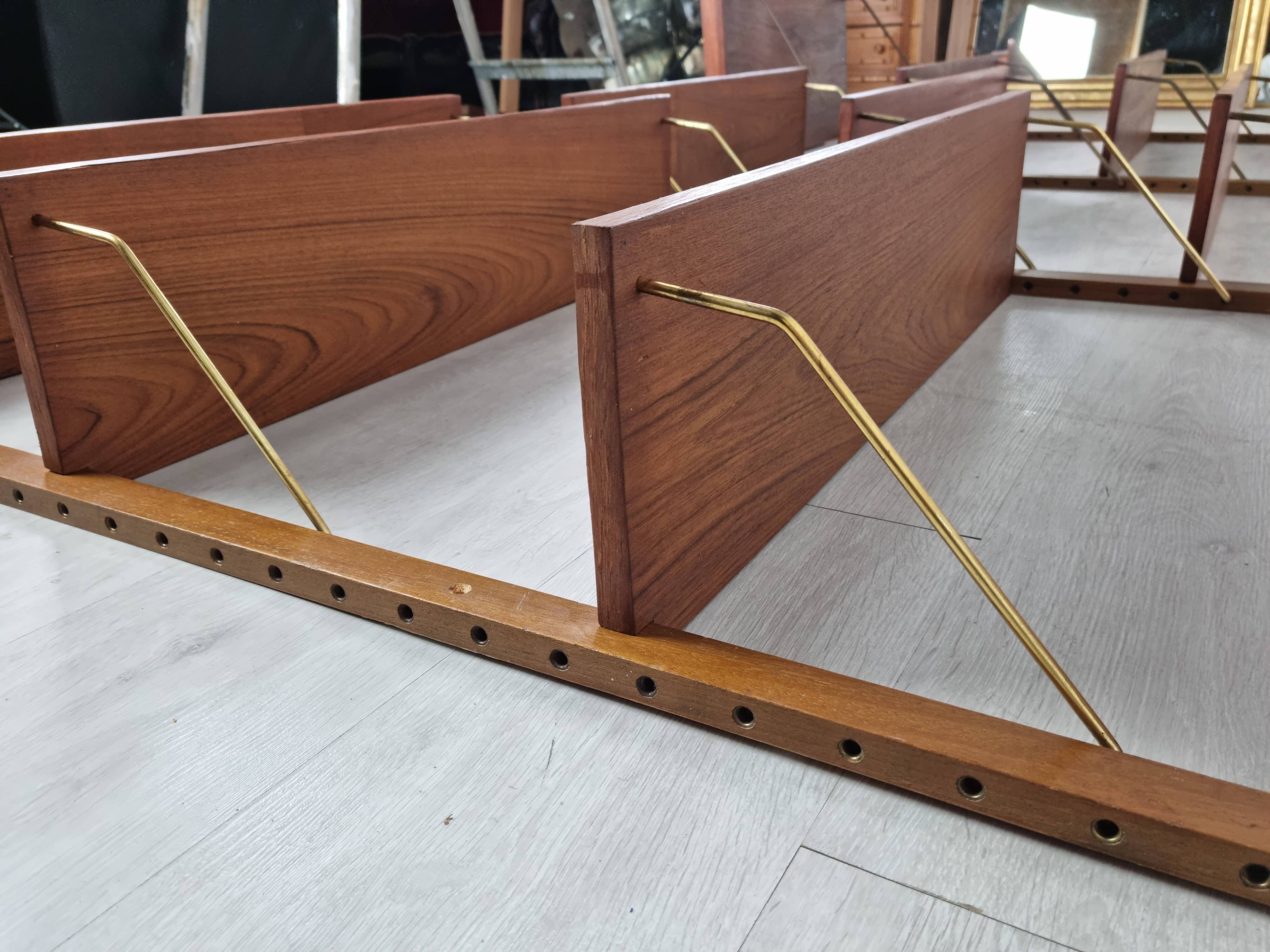 Wall shelf Royal cadovius poul system