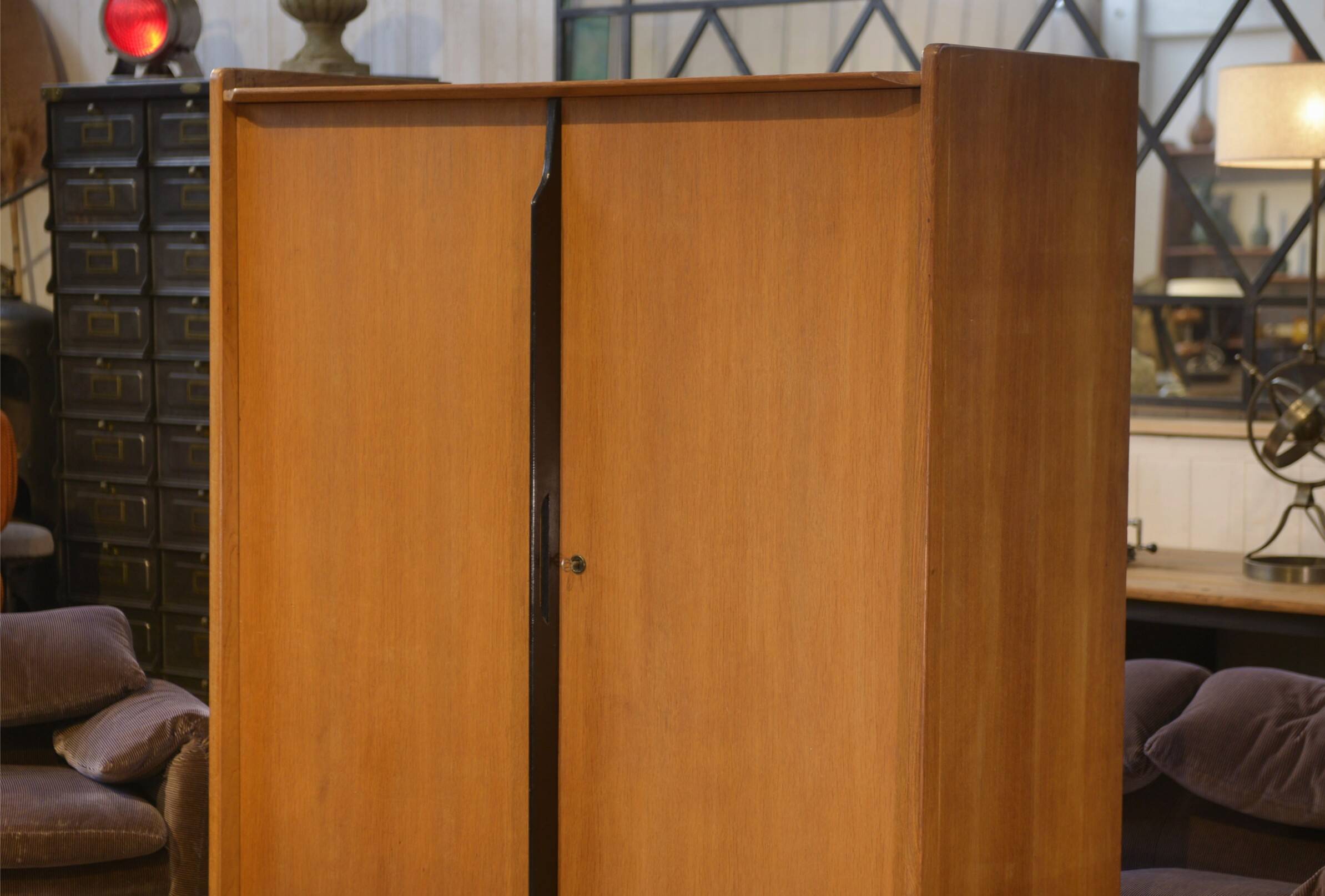 Armoire en chêne par Roger Landault 1960’s