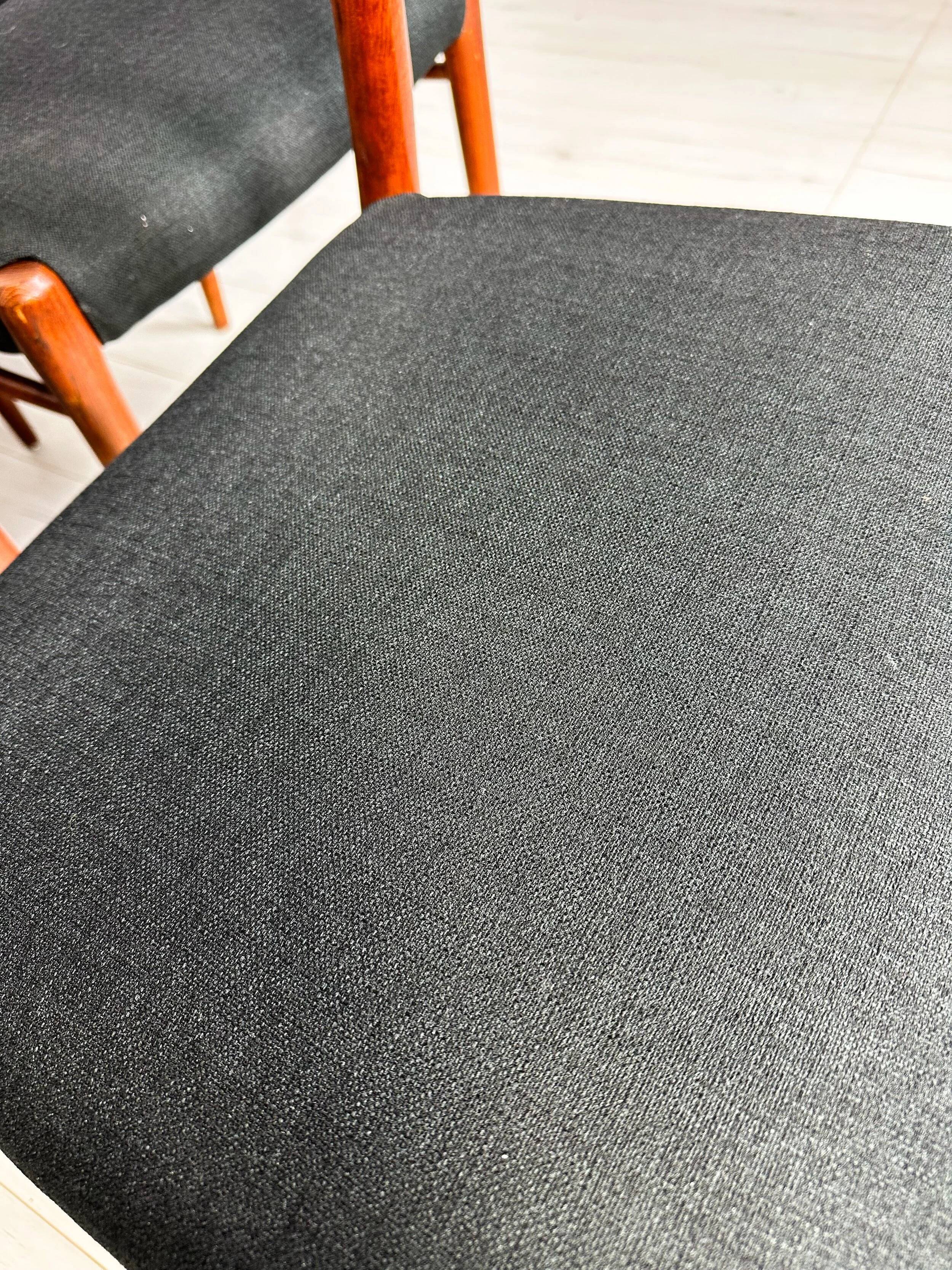 Ensemble de 6 chaises de salle à manger vintage en teck danois Niels O. Møller des années 1950, modèle n° 75.