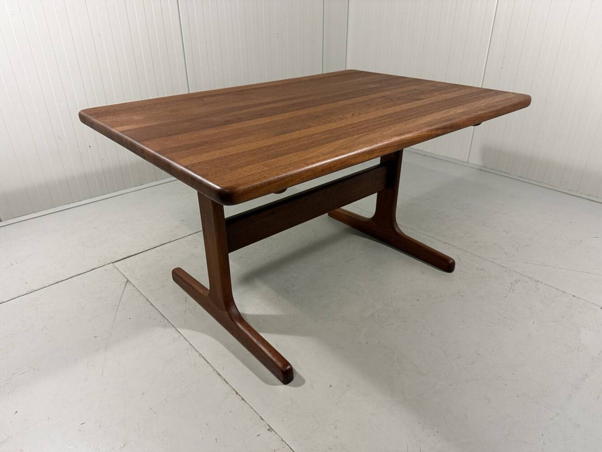 Table à manger en teck massif Danemark années 1970