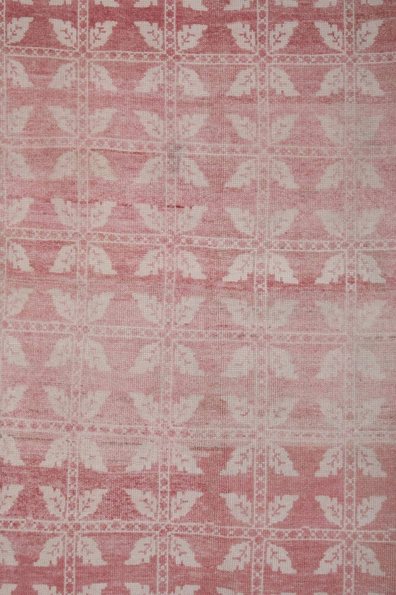 Vintage handmade Turkish rug 108x180 cm