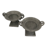 Petite paire de pots en zinc.