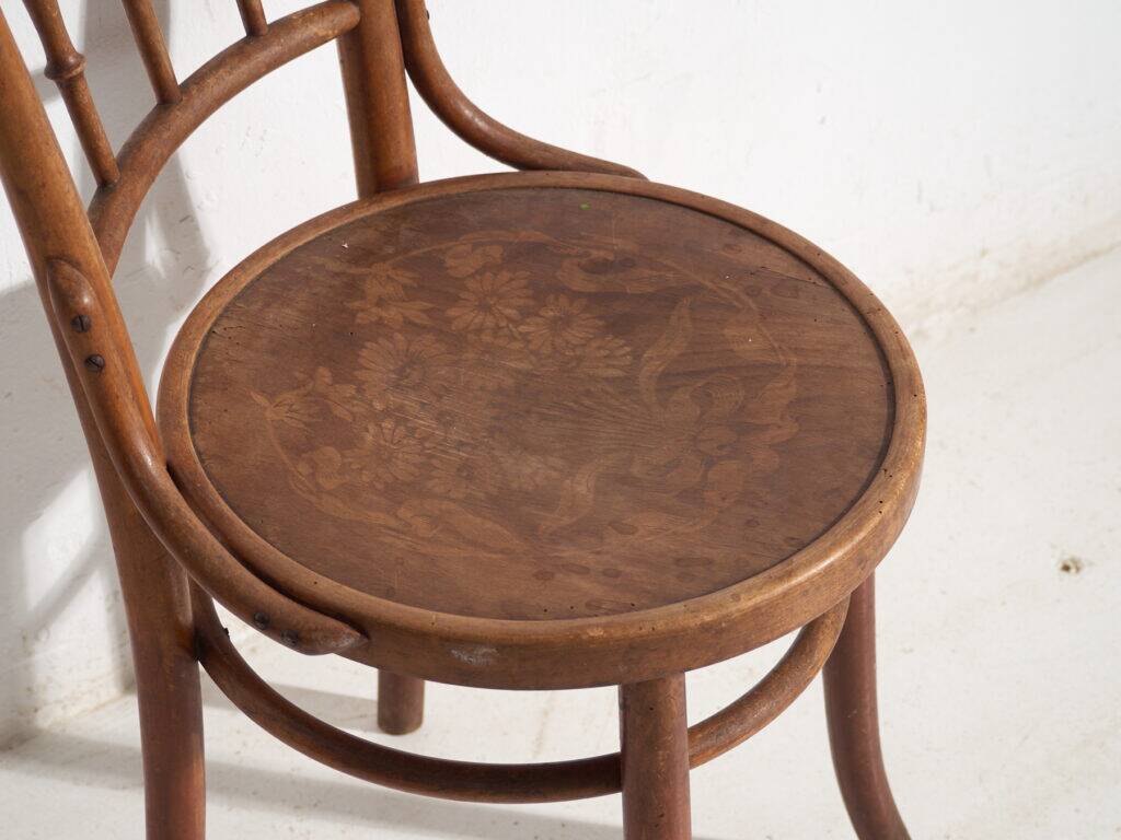 Set of 4 antique bentwood chairs in Thonet style – Central Europe, circa 1900