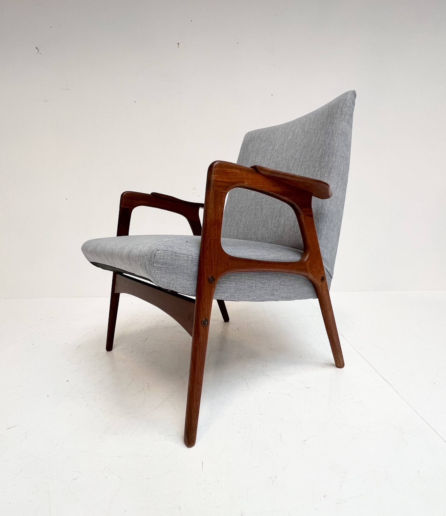 Charming armchair ladies model from Yngve Ekström for Pastoe, 1960s