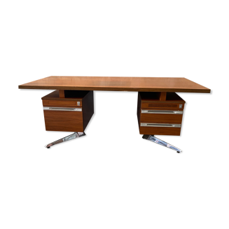 Bureau design