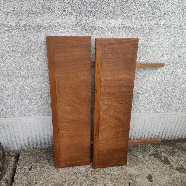 Dining room table with extensions